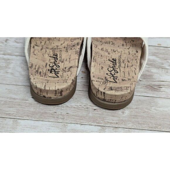 LifeStride Velocity 2.0 Womens 5.5M Happy Cream H9677F5251 Thong Wedge Sandal - Picture 4 of 9